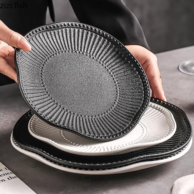 Assiette Creuse en Céramique à Rayures en Relief de Couleur Unie Assiette à Salade Assiette à Dessert Plat à Sashimi Sushi Vaisselle Créative de Cuisine Moléculaire