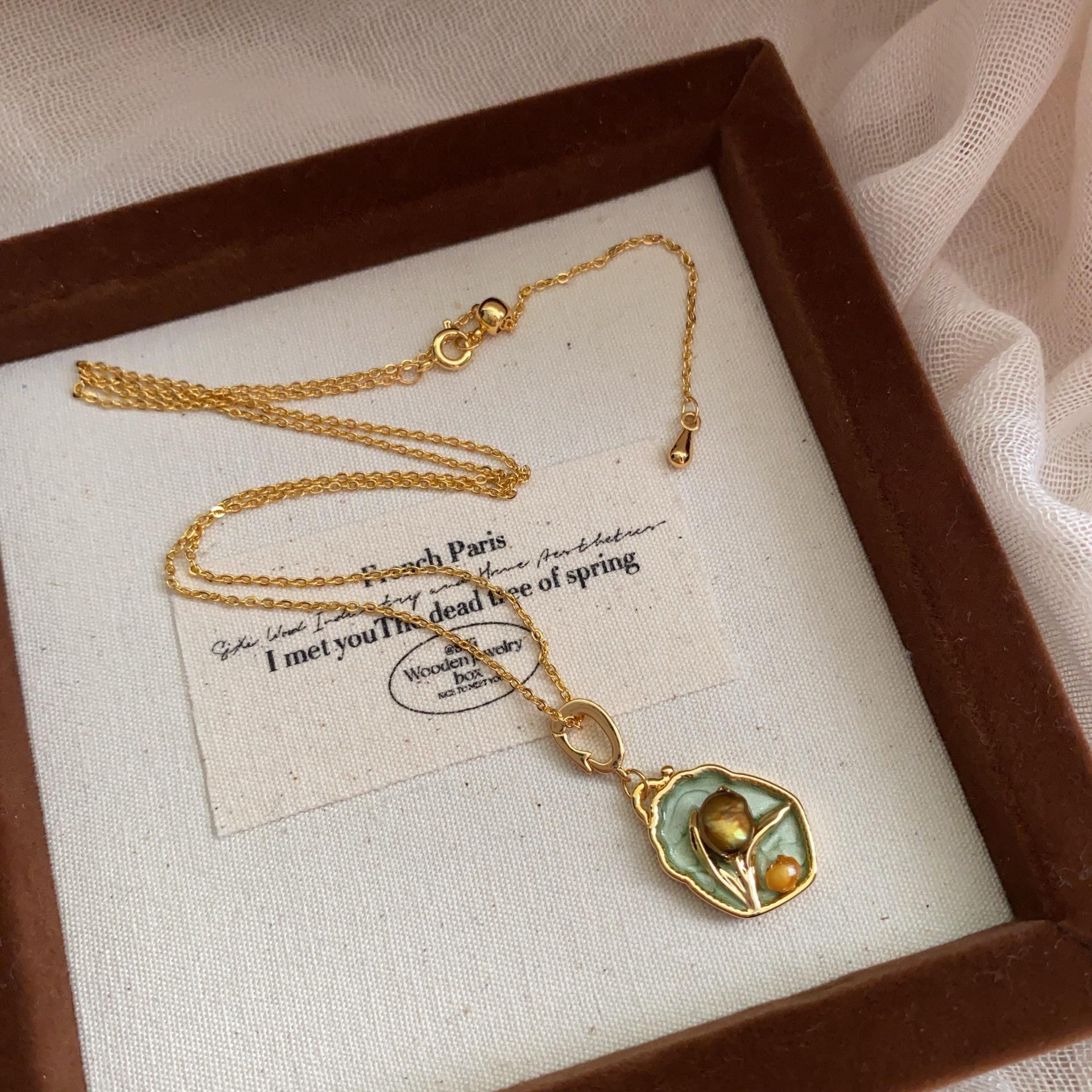 

Retro Freshwater Flower Oil Painting Niche Design Fine Necklace Simple Female Collarbone Chinese Style Light Luxury Temperament