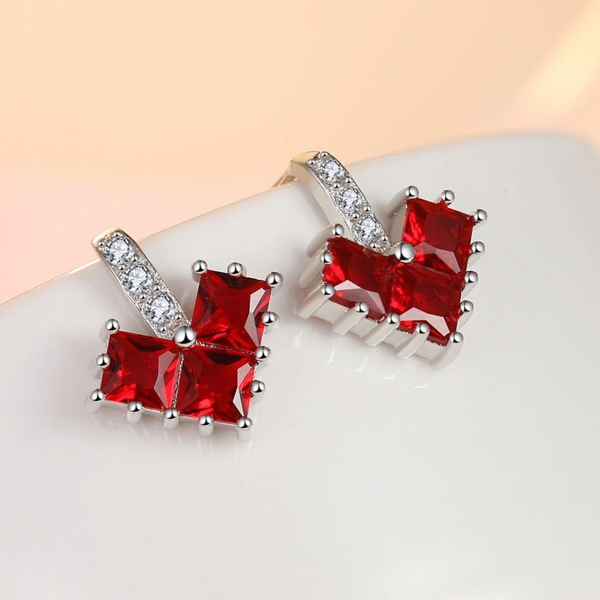 925 Ayar Gümüş Yeni Kadın Moda Takı Yüksek Kalite Mavi Pembe Beyaz Mor Kristal Zirkon Çok Satan Küpeler