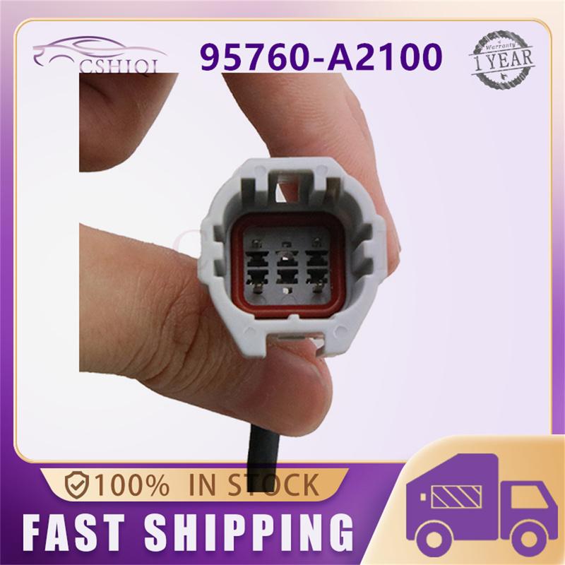 95760-A2100 Car Rear View Camera Parking Assist Backup Camera 95760A2100 For Hyundai Santa Fe 13-16 / KIA CEED 12-16 Auto Parts