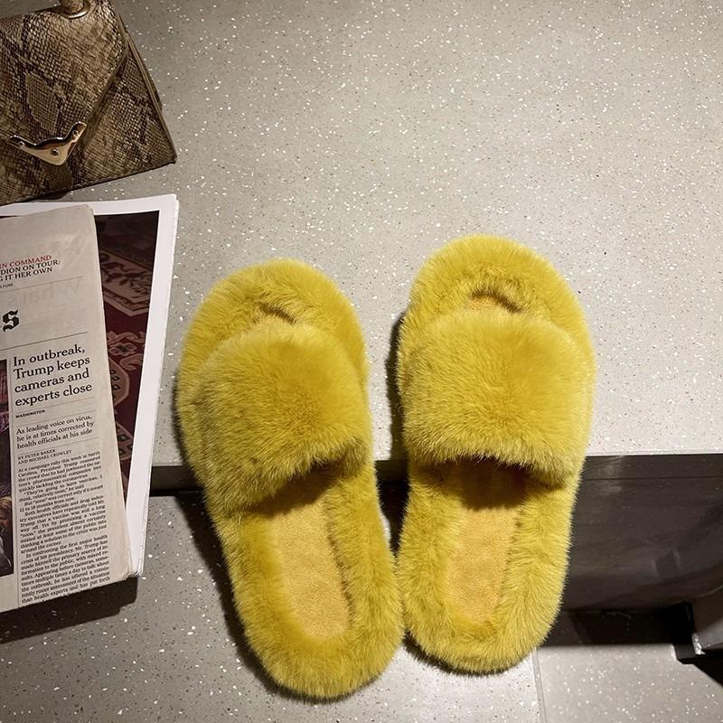 Fluffy Slippers Women's Autumn and Winter New Fluffy Home Flat Bottom Wear Plush Slippers One-word Drag