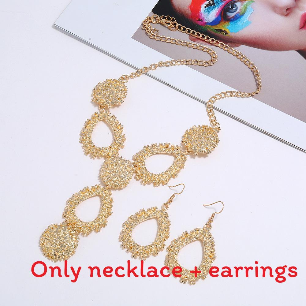 Water Chic Geometric Drop Necklace Set With Alloy Pendant And Chain Spring For