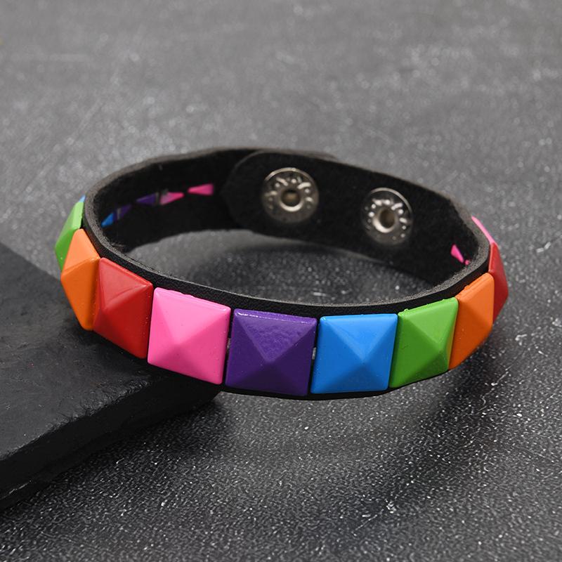 

[HF]Hot 1Pc Punk Hip-Hop Square Rivets PU Leather Bracelet For Male Female Buckle Wristband Vintage Jewelry