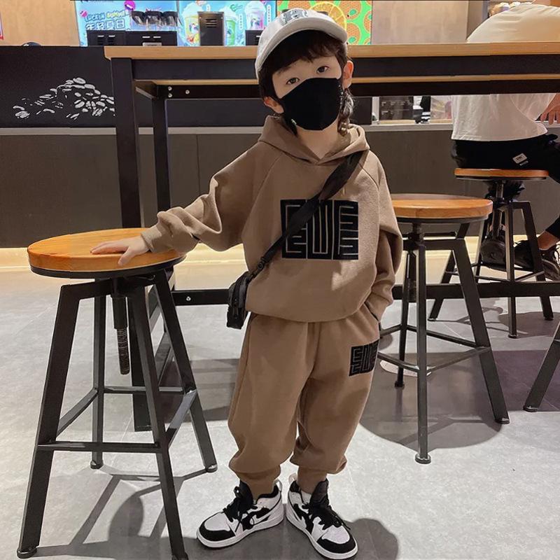 Boys' Spring 2025 Toddler Street Style Two-Piece Outfit: Cool and Handsome Children's Clothing Set