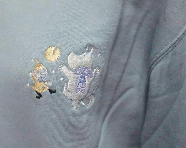 ムーミン トレーナー チャコール MOOMIN