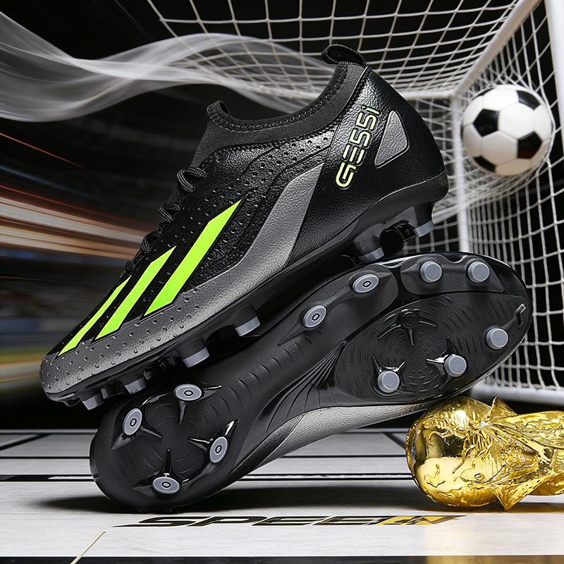 New Men'S Low-Top Football Shoes Outdoor Game Training Broken Nail Sneakers Professional Long Nail Sports Football Shoes