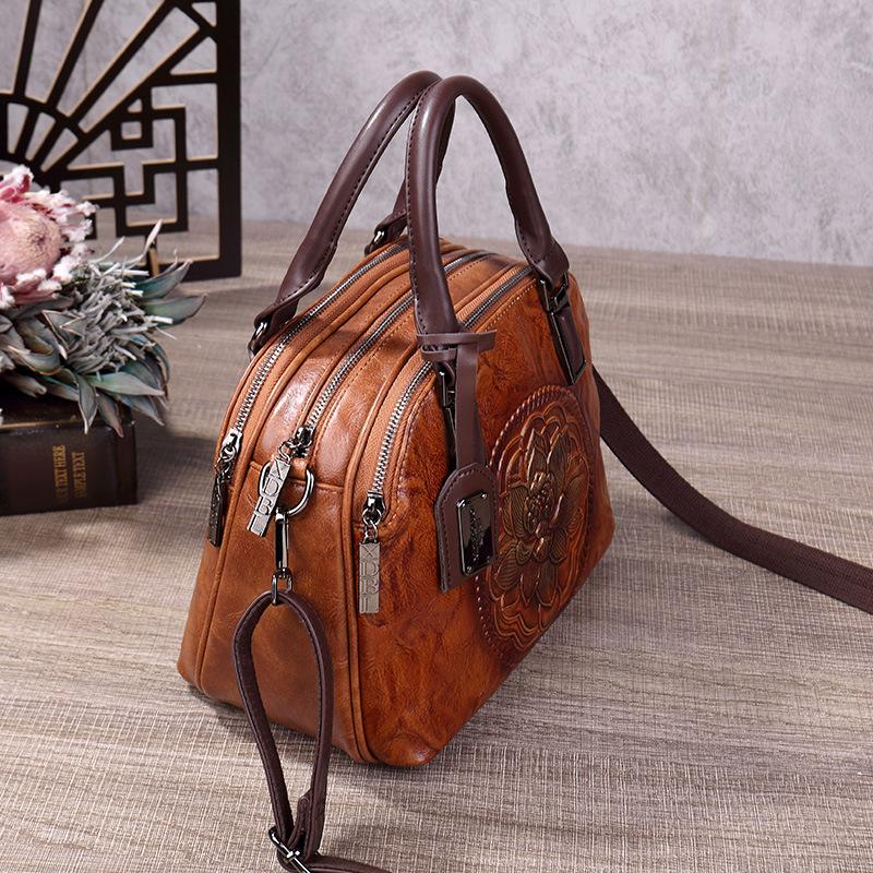 Vintage Chinese Style Shoulder Crossbody Bags for Women Embossing Print Tote Bags Large Capacity Multi-Pocket Soft Handbags