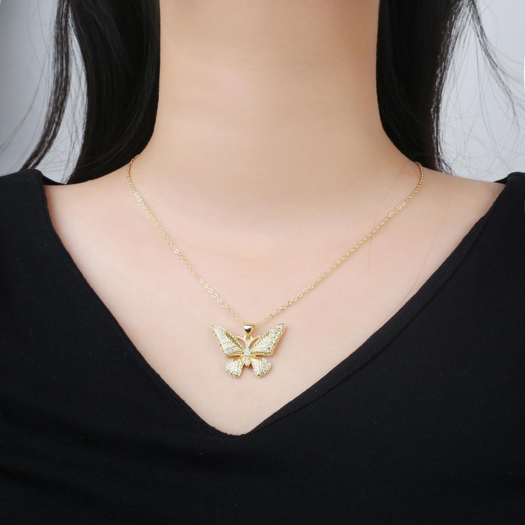 Fashion Trend Shiny Cubic Zirconia Holy Ghost Bird Pendant Necklace Luxury for Man Girl Animal Jewelry Party Gift Daily Wear