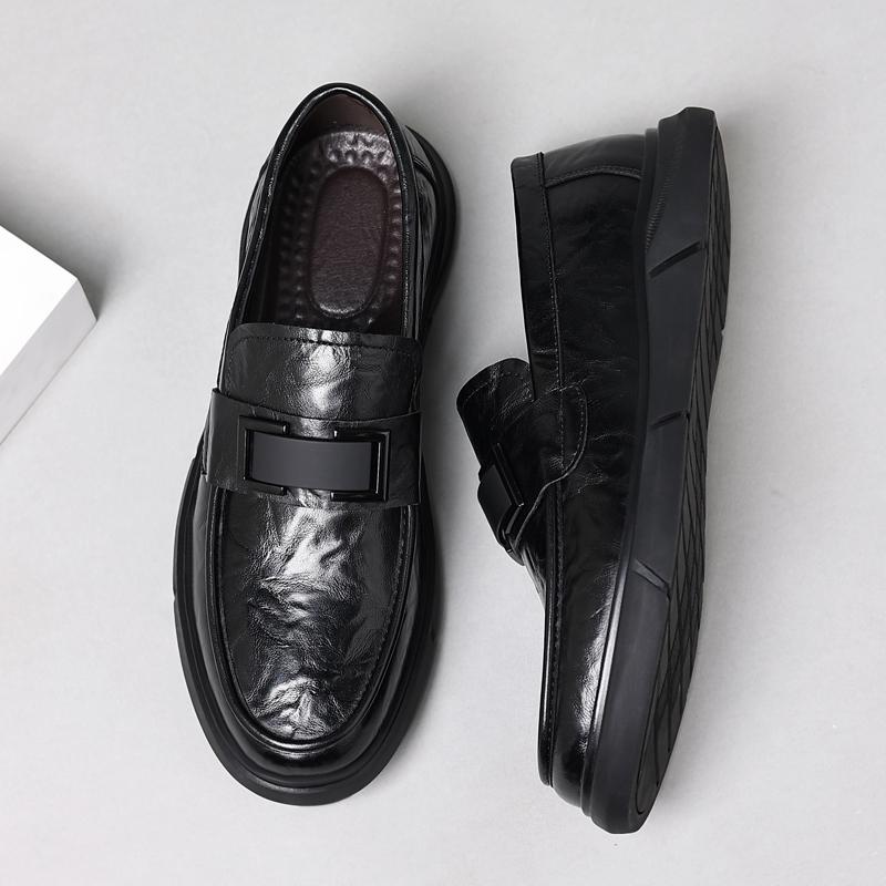 Fashion All-match Mens Loafers Men Genuine Leather Fashion Slip on Shoes Classic Men Business Footwear Lightweight Men Casual Club Shoes