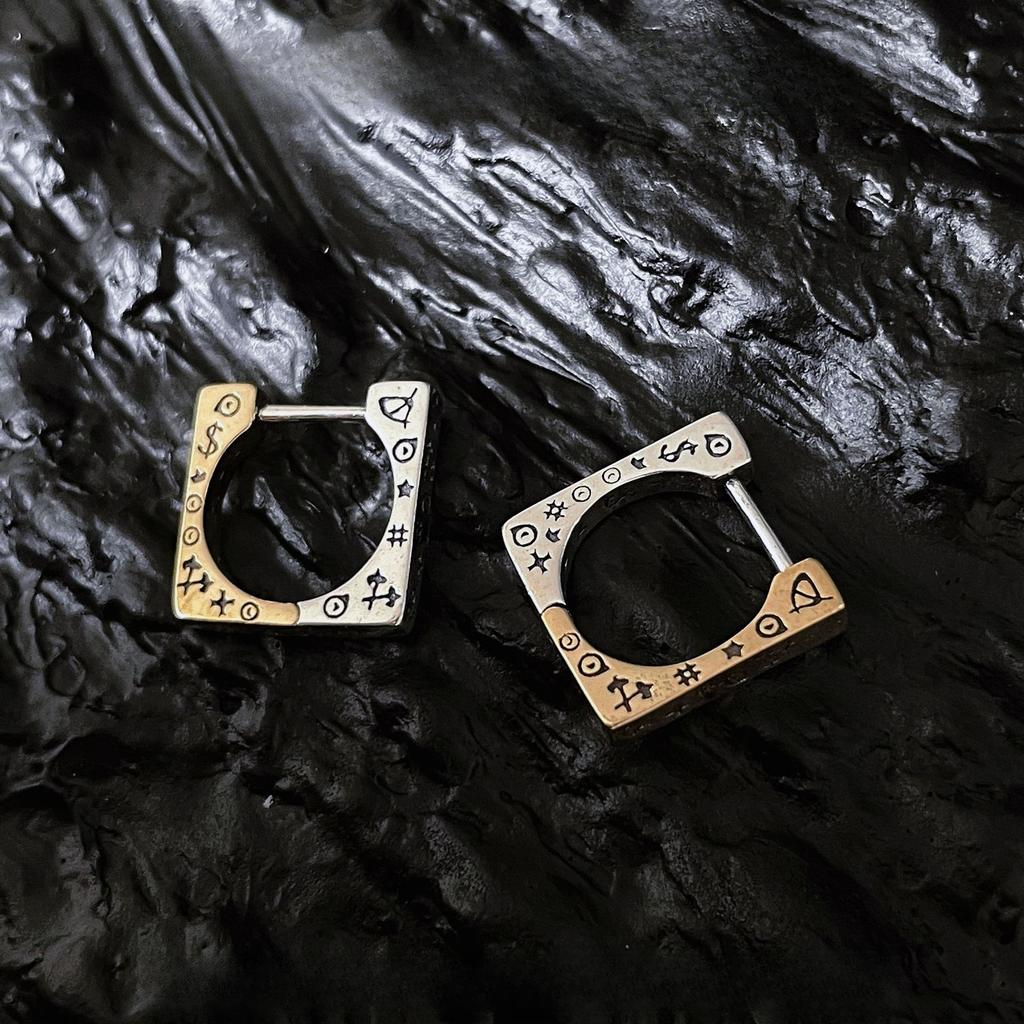 Contrasting Color Graffiti Square Ear Buckle Earrings Women's Niche Design High-end Versatile Earrings