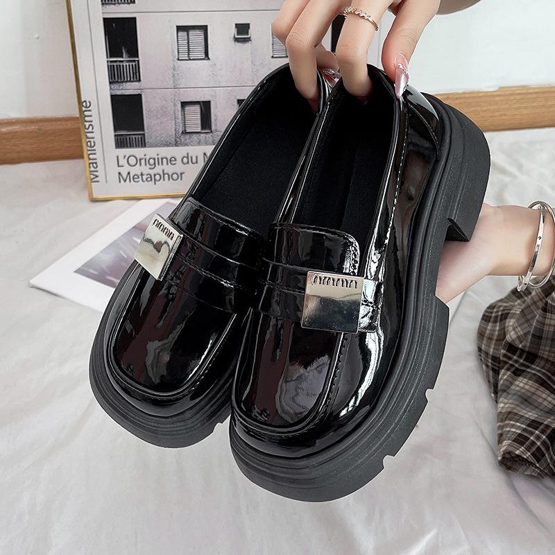 Loafers women's 2025 spring and autumn new thick-soled one-pedal black uniform French muffin sole small leather shoes women's shoes
