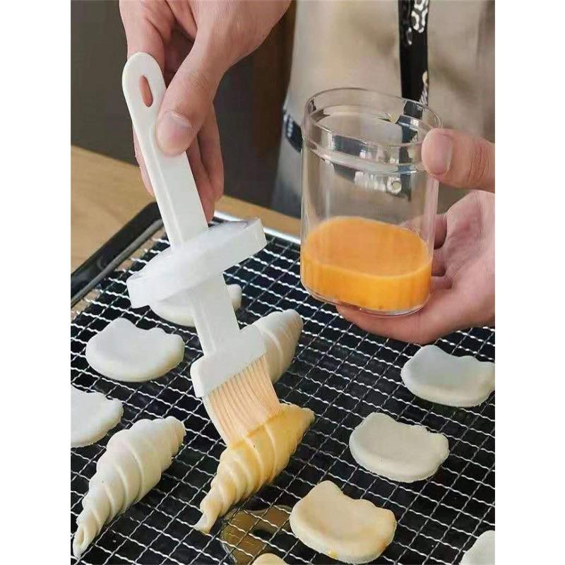 1 Random Color Silicone Oil Brush, Heat-resistant Edible Oil Brush, Suitable for Cooking Tools, Home Baking Tools, Oil Bottles, Etc.