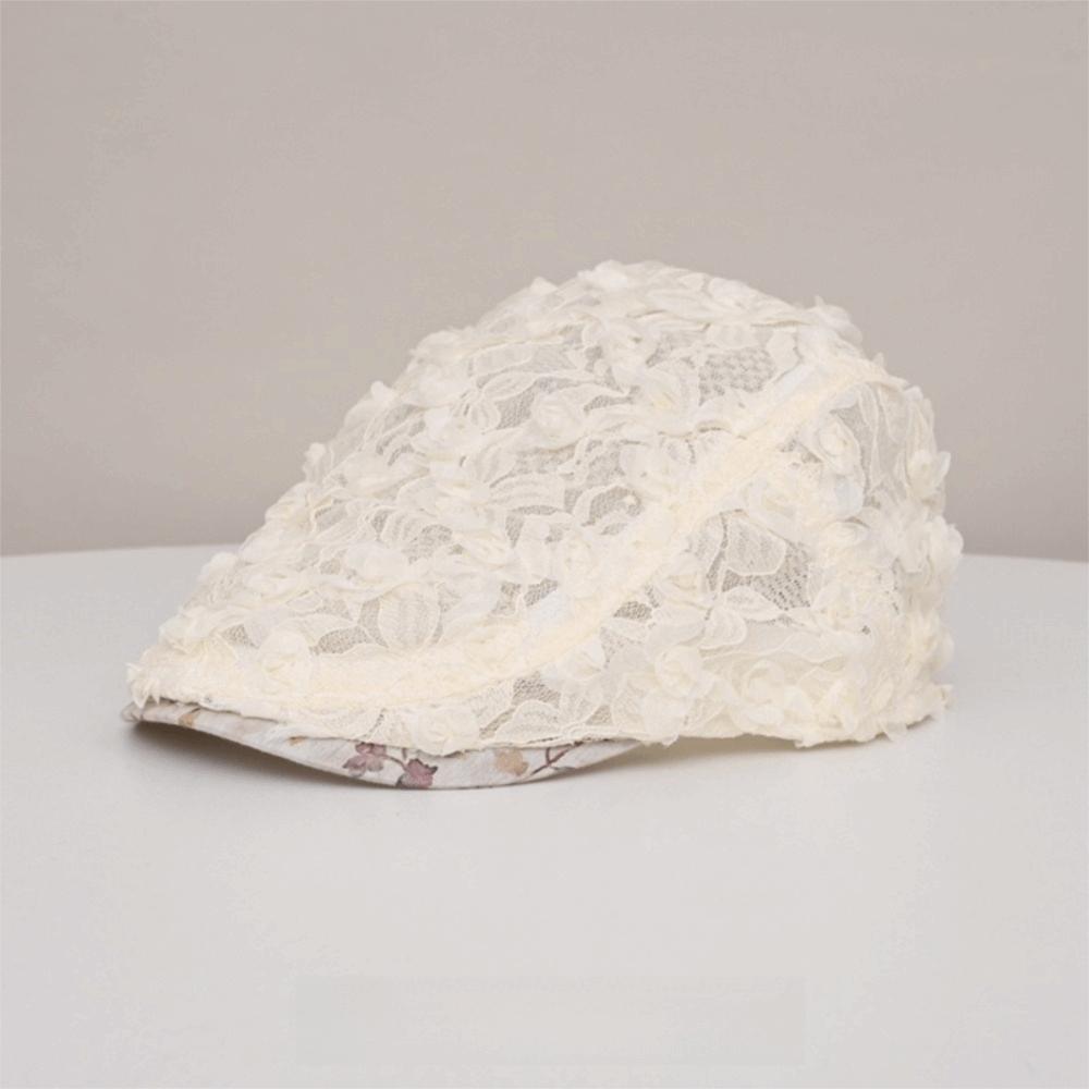 

Casual Thin Beret Cap Sweet Breathable Floral Artist Painter Hat Lace Mesh Cap Women бежевий