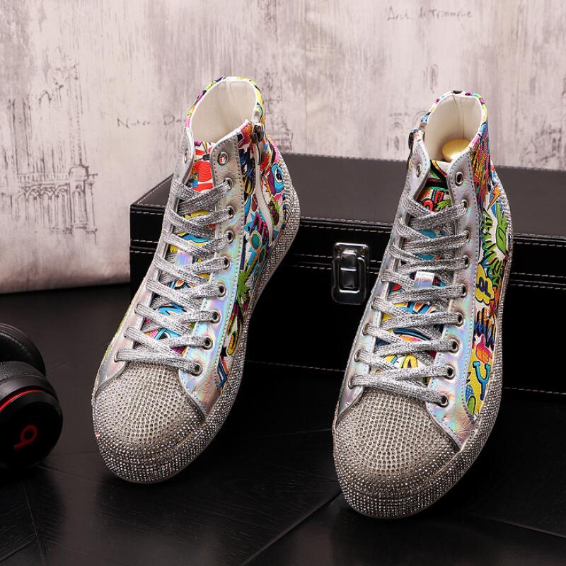 Fashion New Men High Top Ironing Dril Graffiti Board Spirit of Th E Young Man Dazzle Color Leather Low-top Casual Shoes A8