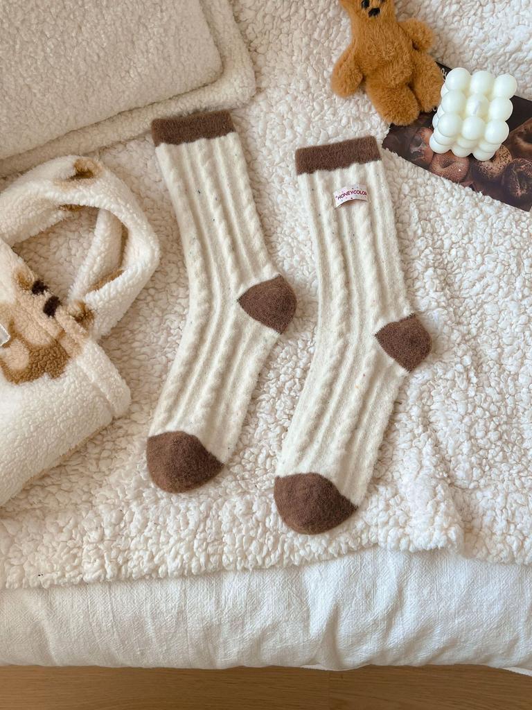 Australian Velvet Coffee Socks Winter Thickened Warm Plush Medium Tube Socks Sweet Girl Sleep Confinement Socks