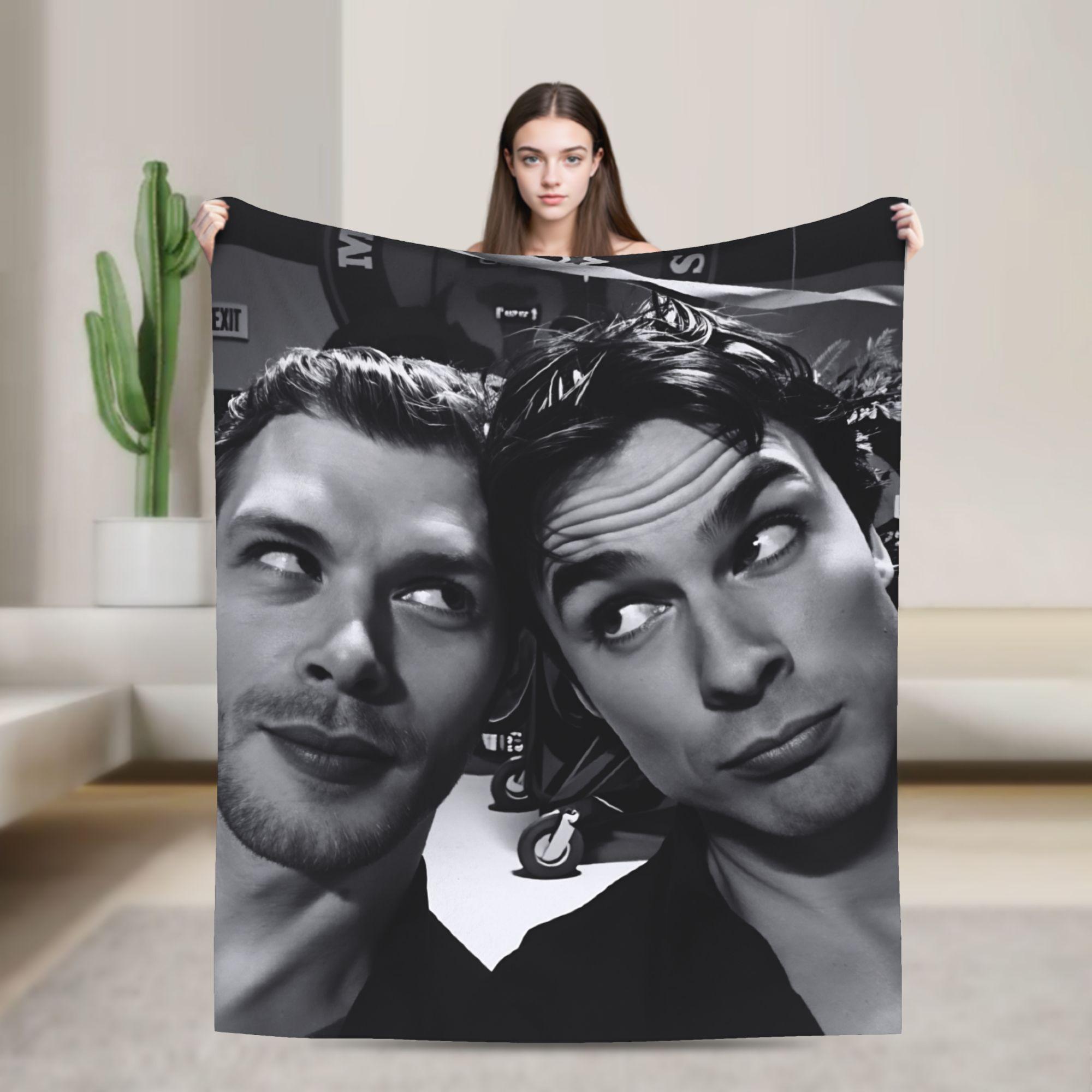 

Damon Salvatore Blanket The Vampire Diaries Soft Blanket Bedding Throws Flannel Bedspread For Couch Chair Sofa Bed Sofa Bed 75x100cm (30x40inch)