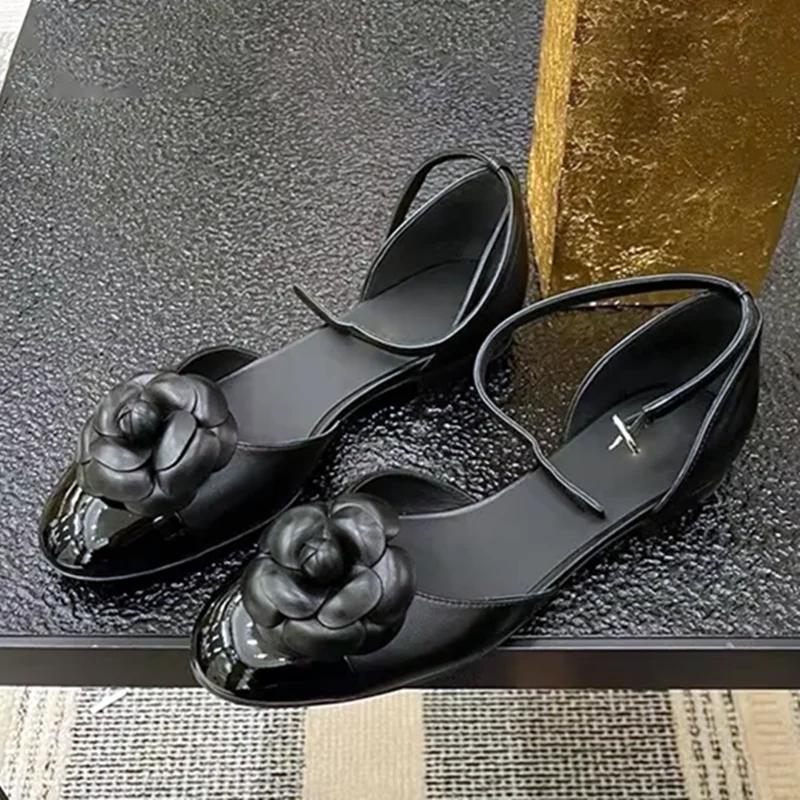Fashion Luxury Designer Flower Flower Decoration Covered Toe Mary Jane Shoes Women 2025 Summer Hollow Low Heel Soft Leather Flat Sandals