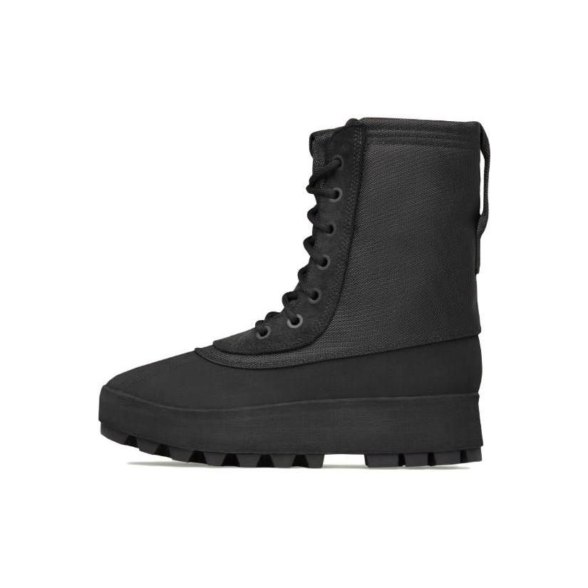 

новые Adidas Yeezy 950 Pirate Black 2023 40.5