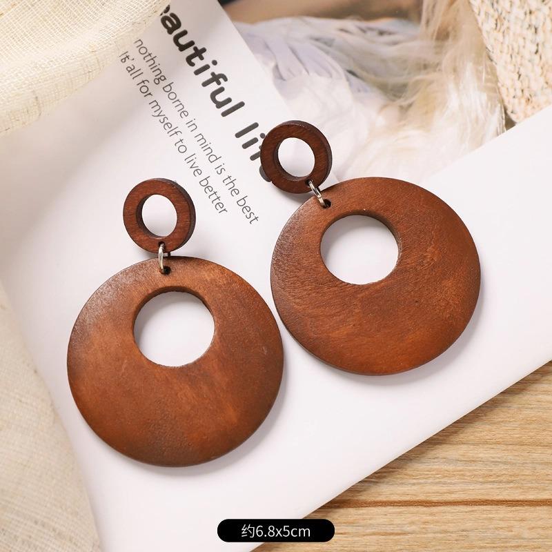 Vintage brown coffee wood stud earrings niche Maillard exaggerated round earrings earrings earrings women