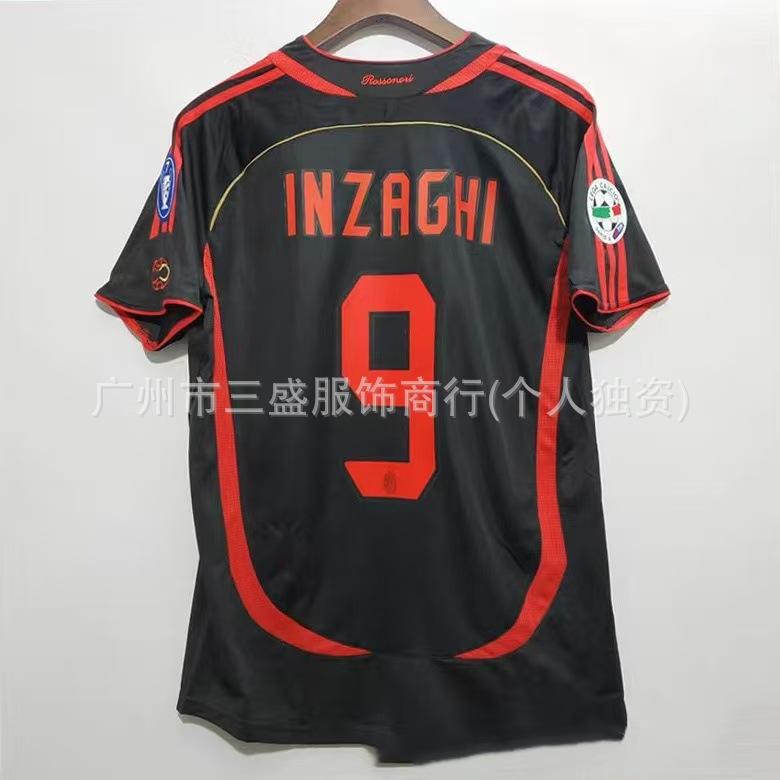 Wholesale sports outdoor retro series AC Milan jersey No. 22 Kaka No. 80 Ronaldinho same football jersey short sleeves