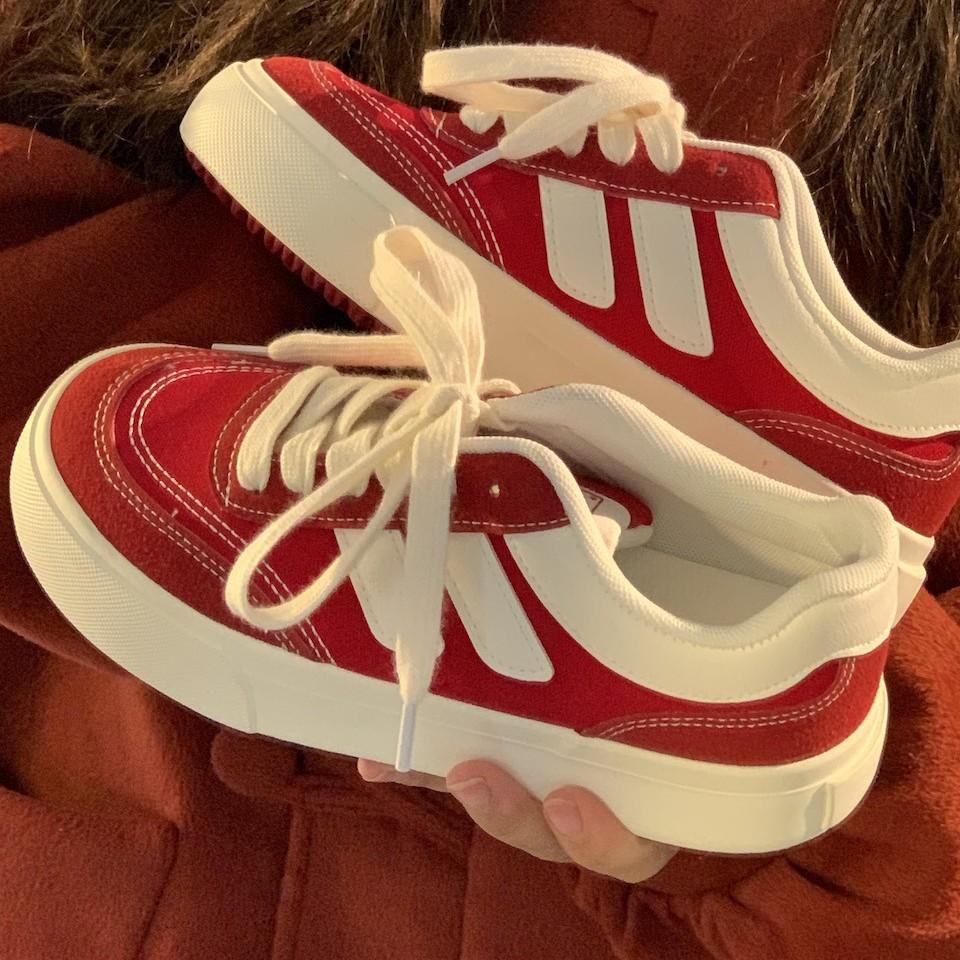 2025 Spring and Autumn New Platform Canvas Shoes Women's Niche Design Retro Hong Kong Style Board Shoes Student Casual White Shoes