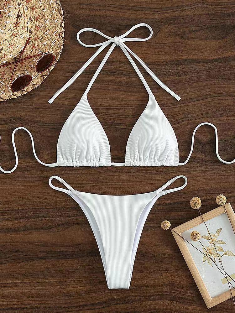 Dámské sexy bikiny s halterovým výstřihem v jednobarevném provedení - dvoudílné na dovolenou