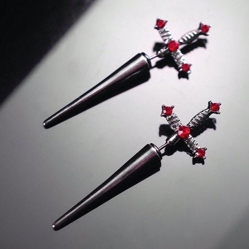 

A Pair Punk Earrings Gothic Design Trendy Earrings Retro Zircon Cross Earrings for Men Women Y2K Zircon Daily Accessories Gift