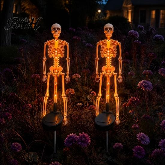 Realistic Skeleton Stakes for Yard 2Pcs Solar Stake Light, Halloween Glowing Figurine, Waterproof Festive Garden Decor Trick or Treat Outdoor