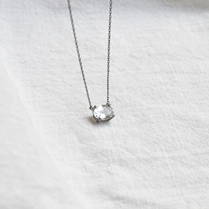 Martha In the Garret White Topaz.641