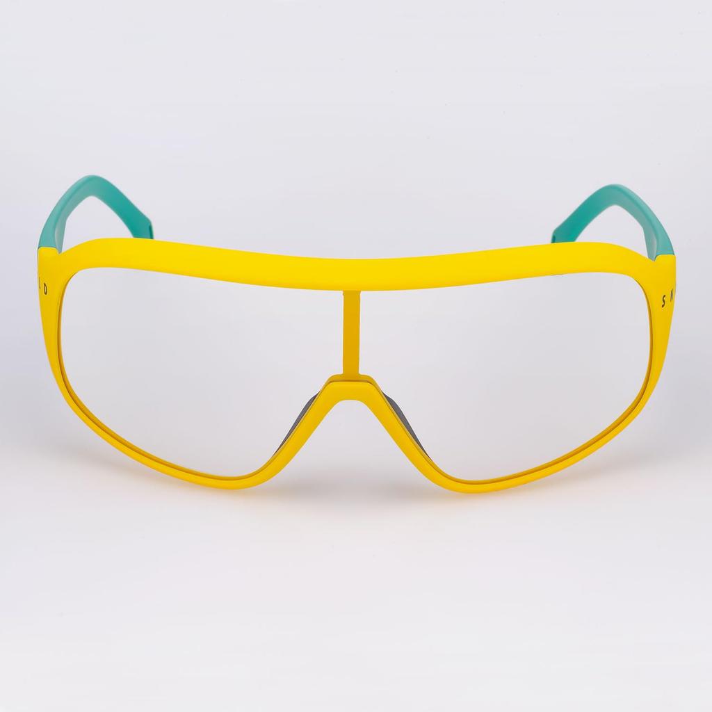 Swans SNOWFIELD F3 YG Photochromic Clear to Smoke Photochromic SF-13 Sunglasses, Yellow-Green