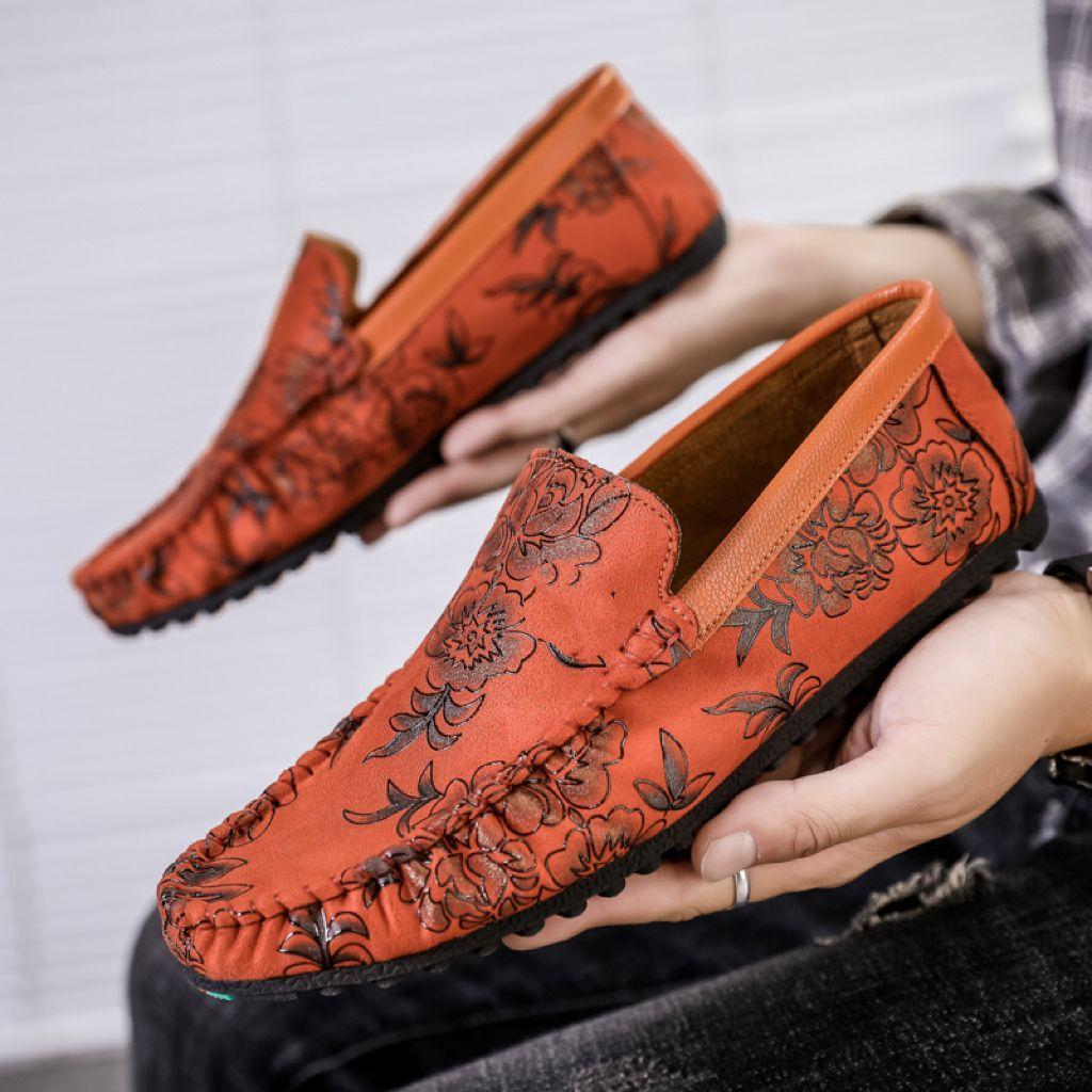 Neue Schuhe für Herren Leder Freizeitschuhe Trend Blumenmuster Fahrschuhe Jugend Slip-on Loafer Große Größe