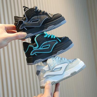 Zapatillas deportivas para niños 2025 primavera y otoño zapatos casuales de skate para niños zapatos de caña alta zapatos blancos para niñas zapatos de pan para bebés de suela blanda