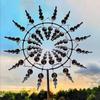 Kinetische Windmühlenskulpturen aus Metall, einzigartiger und magischer windbetriebener Spinnergarten