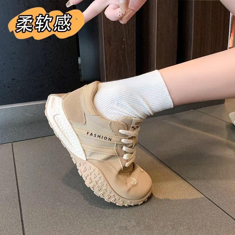 

Повседневная женская обувь мягкая подошва дышащая трендовая модная спортивная обувь на шнуровке кеды 41 коричневый