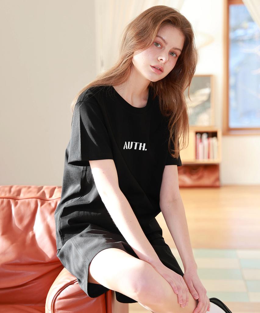 Eosseu Basic Logo Short Sleeve T-Shirt (Black)