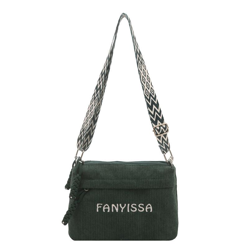 

Fashion casual embroidery letter design personalized women s corduroy spring new texture shoulder messenger bag зелений