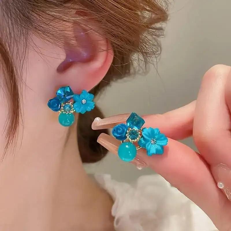 925 Silver Needle Korean Fashion Crystal Flower Earrings For Women Jewelry Trending Luxury Women's French Pearl Earrings