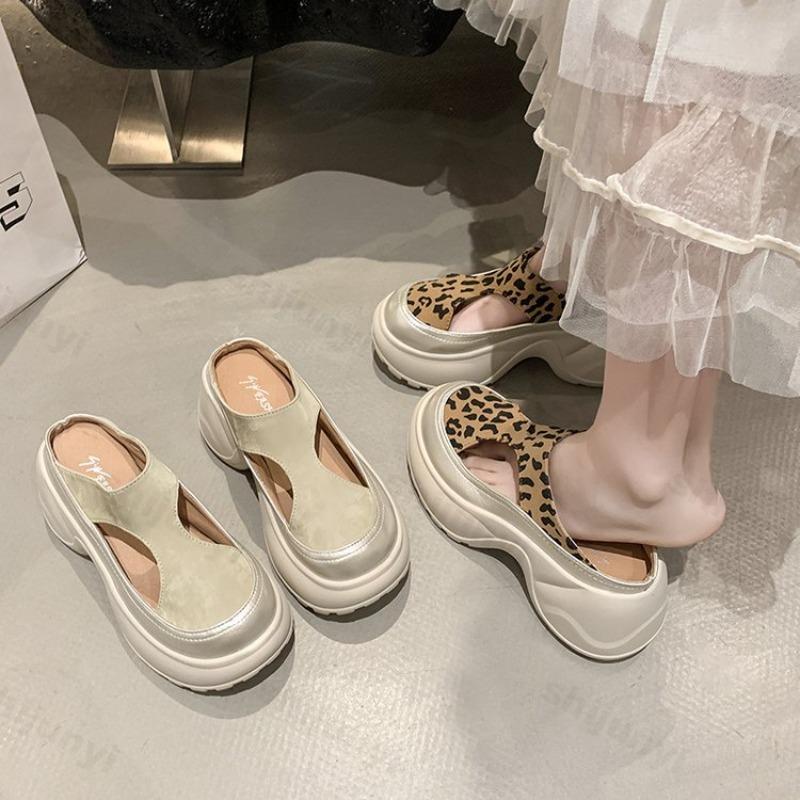 Fashion Fashion Leopard Print Hollow Casual Thick Soled Half Slippers for Women 2025 Summer Comfortable Versatile Beach Chunky Draggers