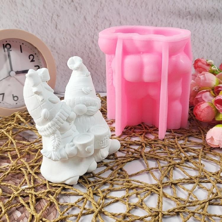 Easy Release Silicone Mold Detailed Gnome Shaped Candle Mold for Dinner Decoration Plaster Mold for Handmade Lover