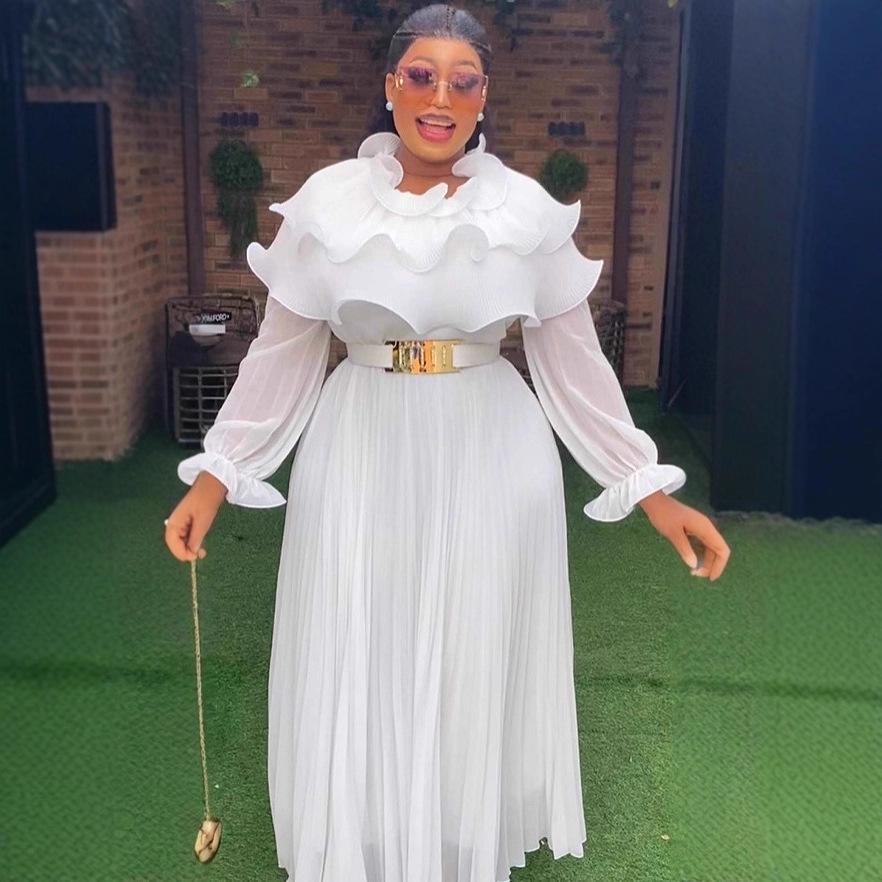 

Женское белое шифоновое платье большого размера с оборками и плиссированной юбкой, подчеркивающей талию 2XL белый