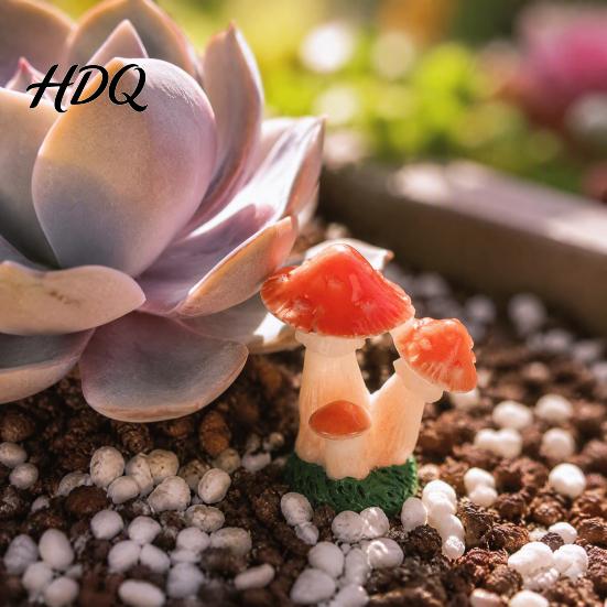 Fish Tank Waterscapes 2 Pcs Mini Mushroom Figurines Miniature Resin Figures DIY Craft Supplies for Micro Landscape Fairy Garden Aquarium,