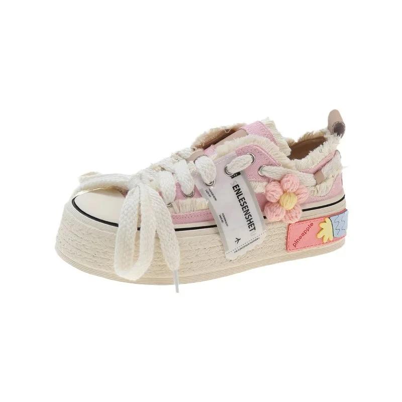 Fashion Designer Canvas Shoes Women Low Top Sneakers Wide Toe Lace Up Trainers Shoes Brand Girls Red Blue Sneakers Girls Tenis Plimsolls