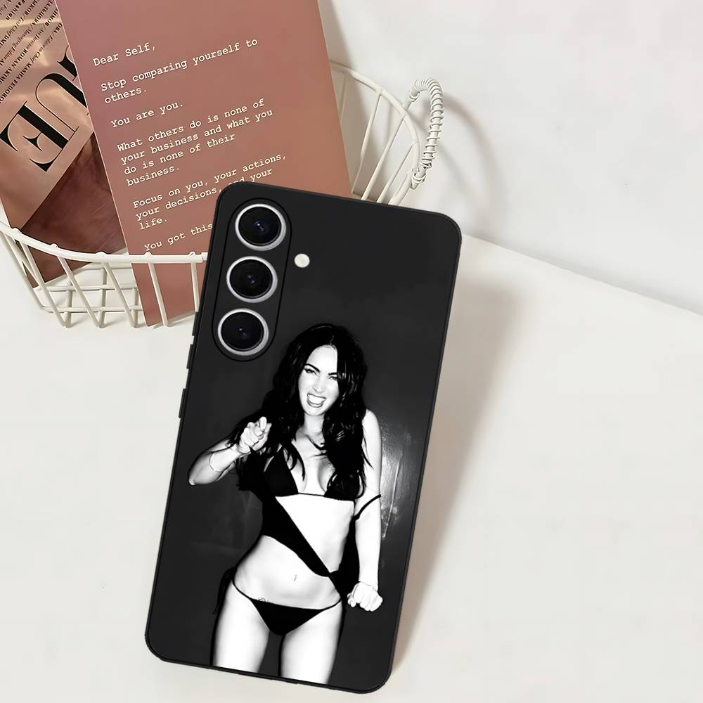

Actress M-Megan Fox Model Phone Case For Samsung S 24 Fe 25 Ultra Plus 20 Lite 21 30 22 23 24 22 Ultra 5G Fundas Samsung S25ULTRA
