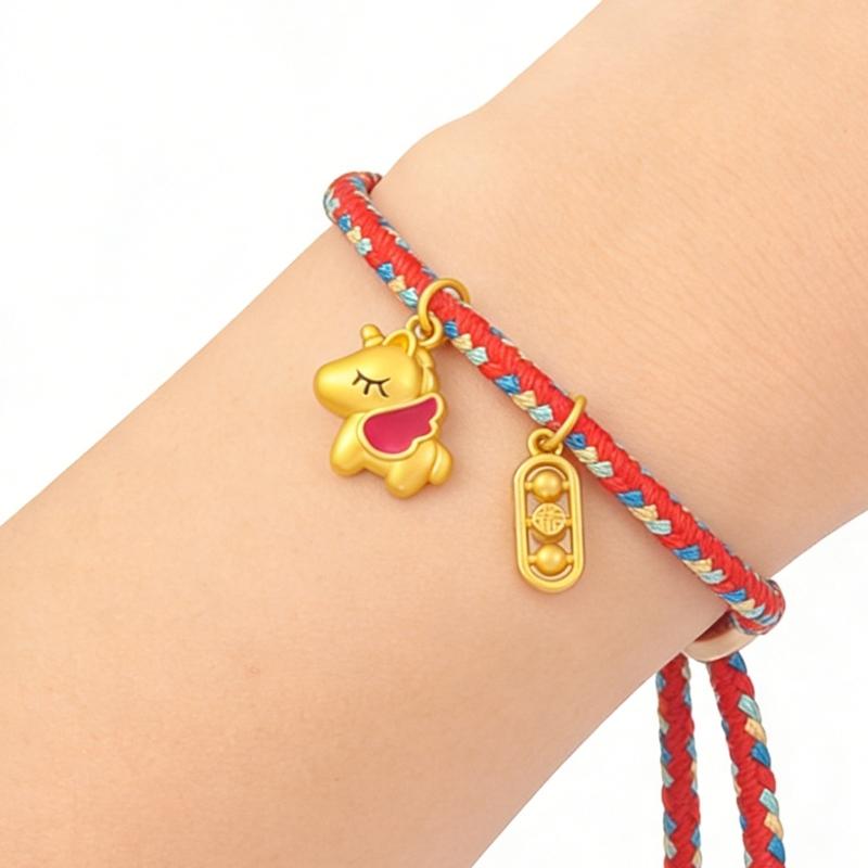 Entzückender Cartoon-Pferdeanhänger an geflochtenem Armband Ideal für den täglichen Gebrauch Layering Vielseitiges stilvolles Accessoire