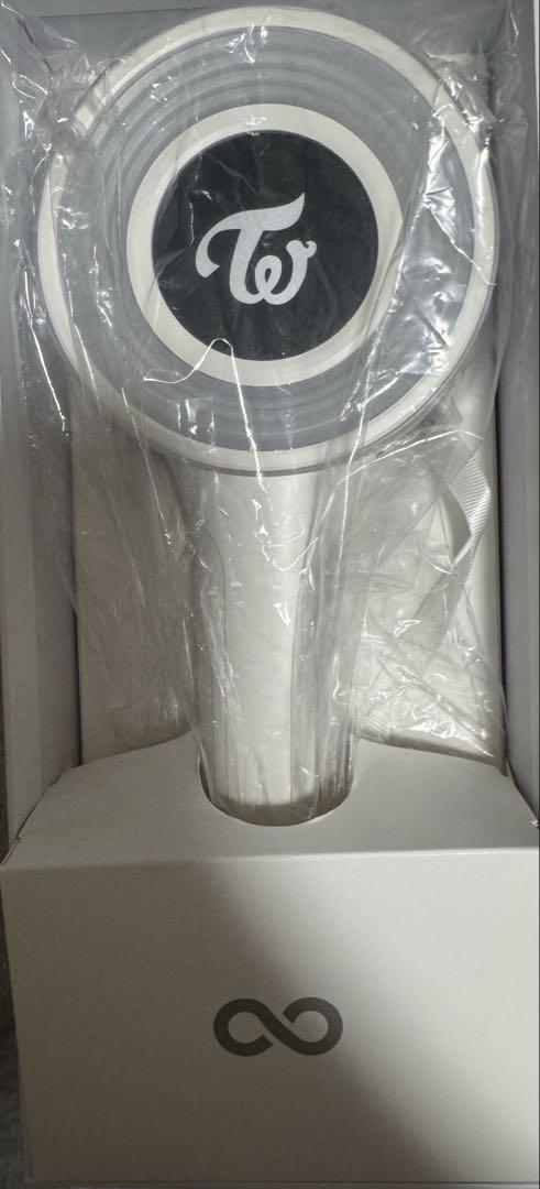 

[Б/У] TWICE Лайтстик