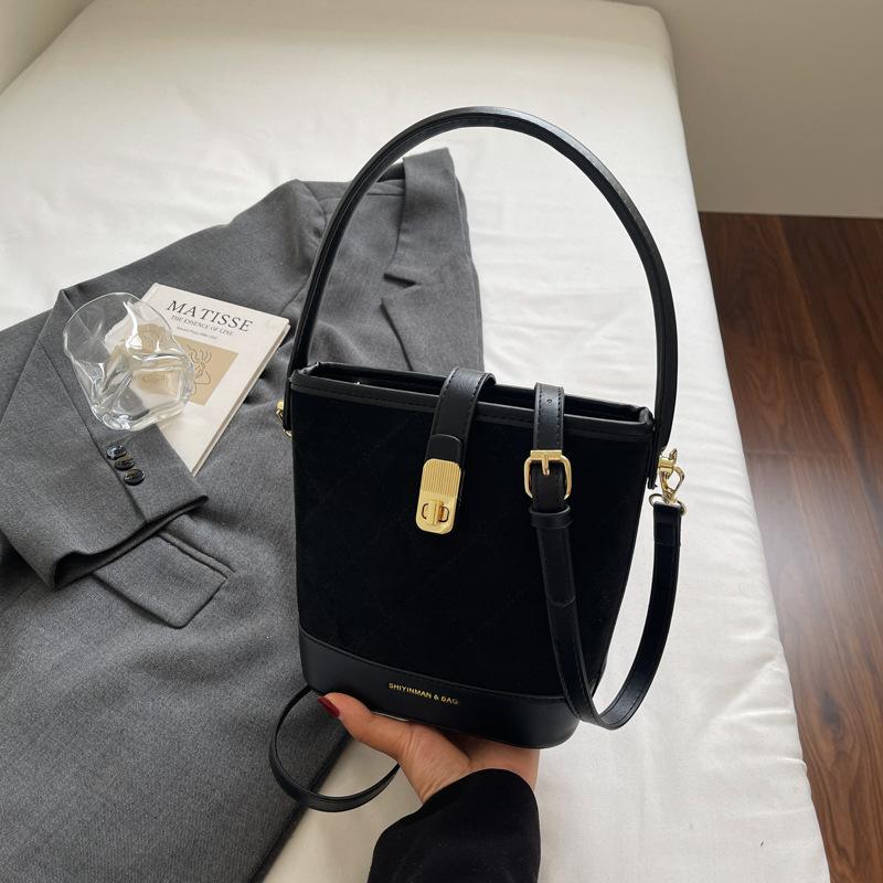 Bucket Bag Women's 2025 New Autumn Niche Fashionable Bag Women's Bag High Value Contrast Color Retro Foreign Style Messenger Bag