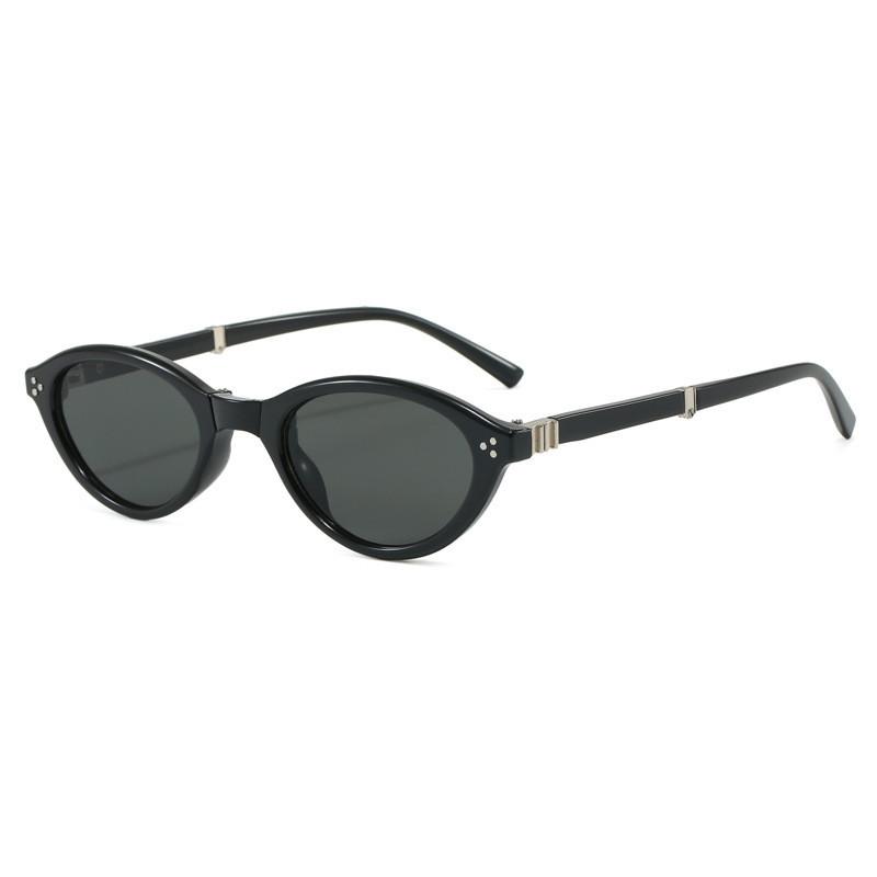 Trendy Cat Eye Glasses With Pc Lenses For Sun Protection And Fashion Accessory