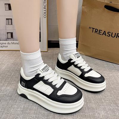 Obuwie damskie – Sneakersy