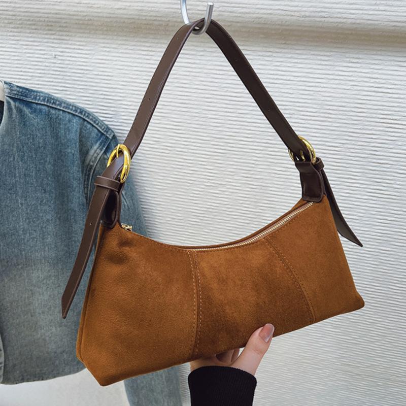 French foreign style personalized underarm bag women 2025 autumn large capacity casual simple high value shoulder bag women