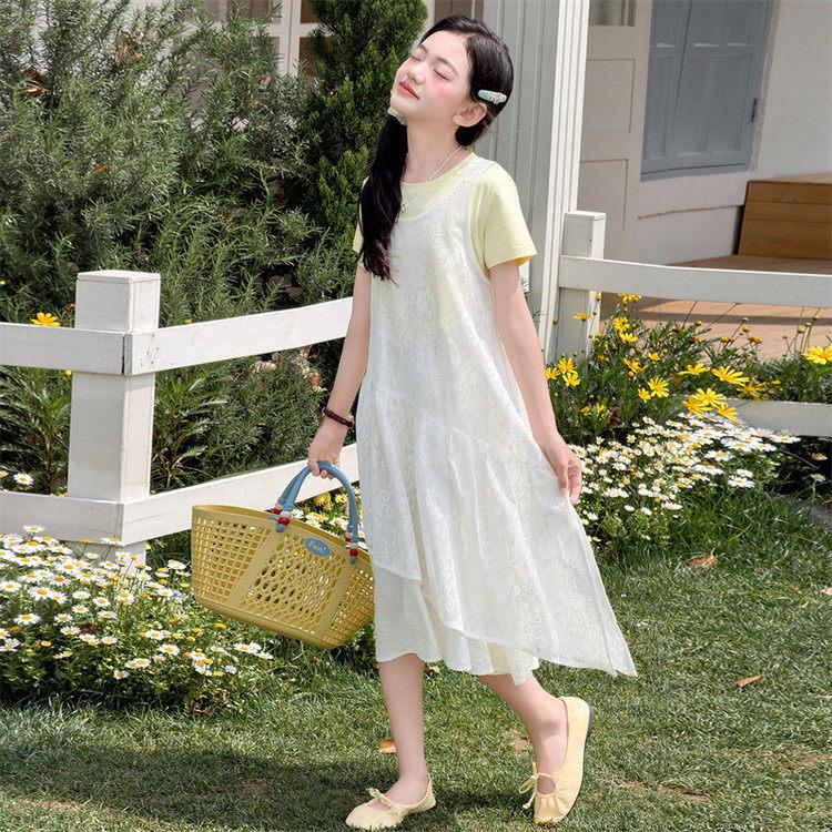 Koreanischer Stil Spitzen Sommer Zweiteiler Kleid mit unregelmäßigem Patchwork - Schichtendesign Midi